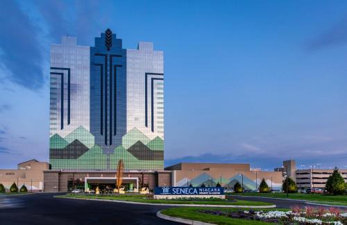 Downtown Niagara Falls Hôtel | Seneca Niagara Resort & Casino