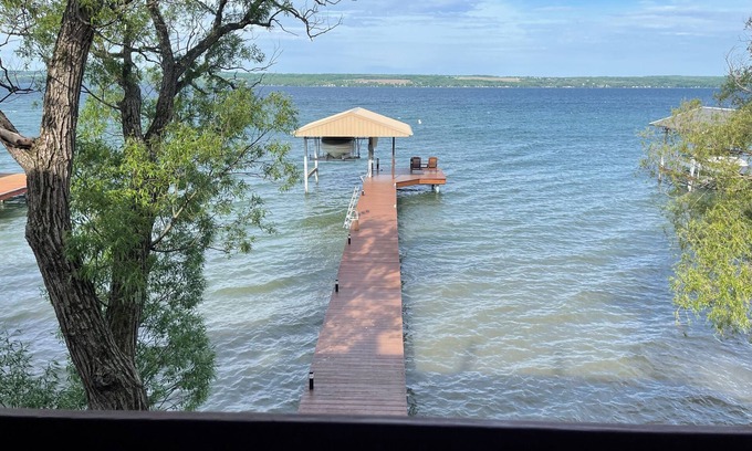 Romulus Appartement | Shale Shores - a quiet place to enjoy Seneca Lake and all the area has to offer!