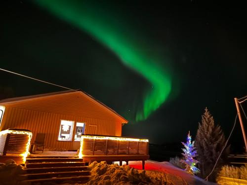 Lenvik Maison | Senja Peak Panorama