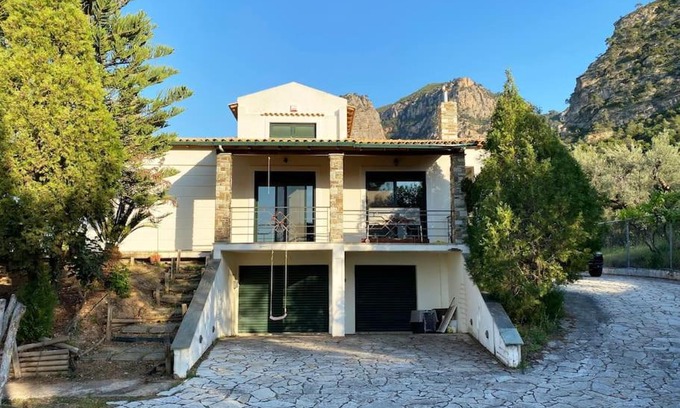 Zakhloritika Maison | Sens de Dieu - Private luxury