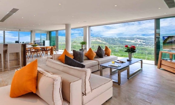 Choeng Thale Villa | Villa sensationnelle de 7 chambres à coucher sur la plage de Layan