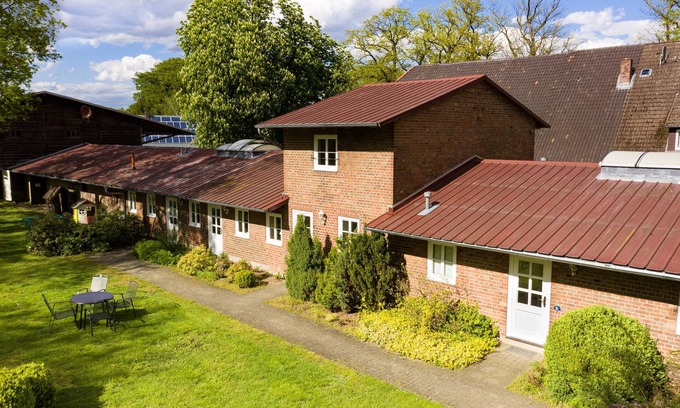Wichtenbeck Copropriété | Separate bright vacation apartment Wacholder on a former farm