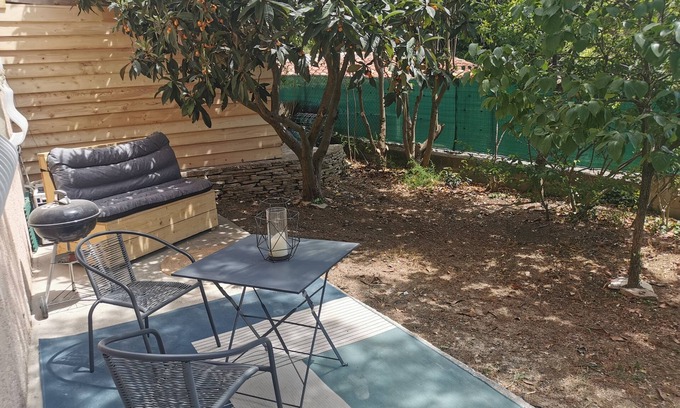 Peypin Maison | Rez de villa indépendant et son extérieur