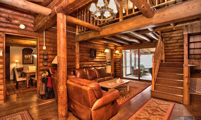 Jonas Cabine | Superbe cabine d'été pour les grands groupes! Fire-pit, Hot tub et passes pour la piscine!
