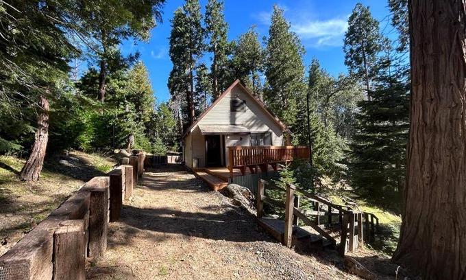 Posey Maison | Sequoia National Forest CabinD