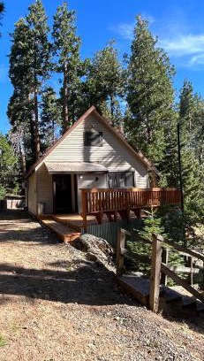 Posey Maison | Sequoia National Forest Cabin-ATV Ride