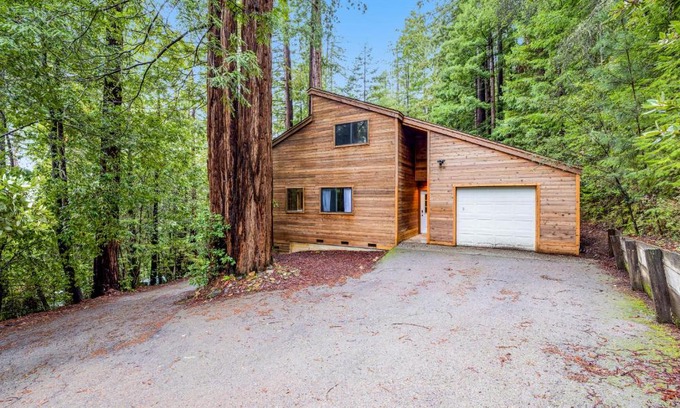 Anchor Bay Maison | Sequoia Sunset
