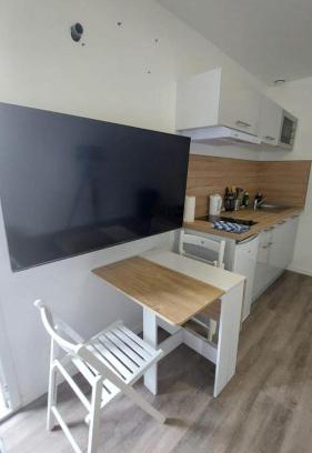 Saint-Etienne-du-Rouvray Appartement | SER4 studio avec WIFI et Parking à Saint-Etienne-Du-Rouvray