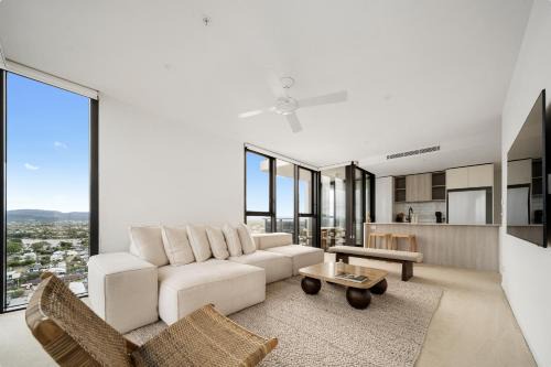Burleigh Heads Appartement | Seren - Luxury Ocean Views With Pool And Gym