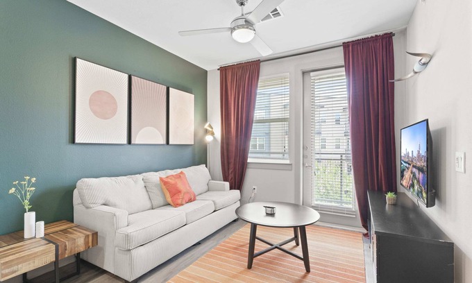 Montopolis Appartement | Serene 1BR luxe suite close to DT w/ fast WiFi gym