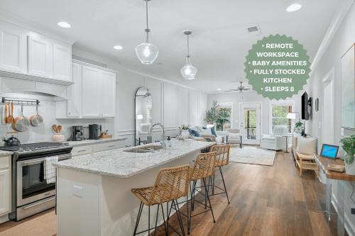 Auburn - Opelika Maison | Serene 3BR, Family Friendly, Remote Workspace, Sleeps 8!