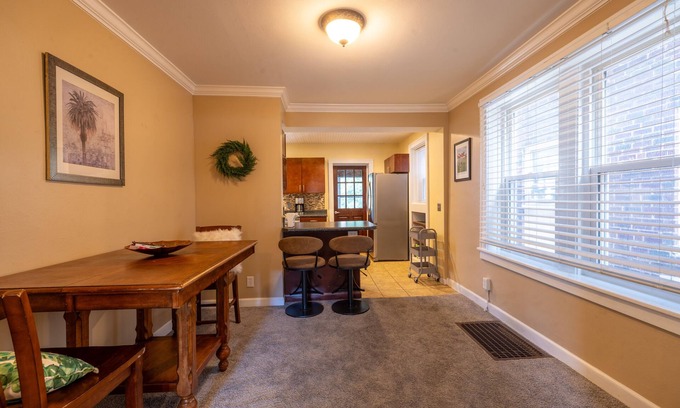 Clifton Heights Maison | Serene City Living