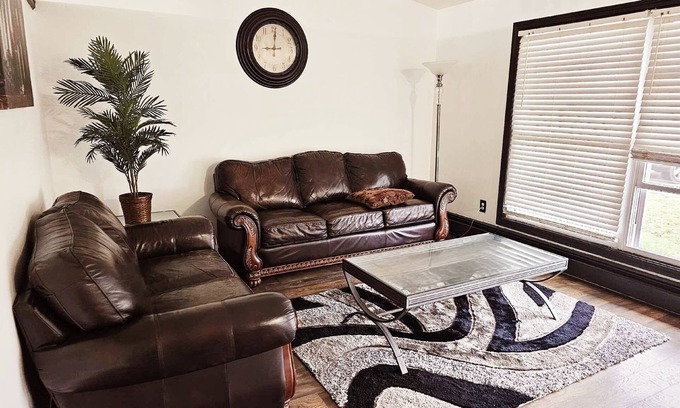 Wyoming Maison | Serene Haven Retreat: Sleeps 16!
