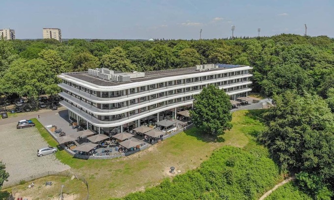Wageningen Hôtel | Serene Haven w/Wellness Center, Gym Access & Dining | Nature Reserves Nearby