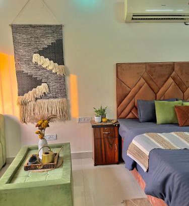 Nehru Place Appartement | Serene Hemkunt 1BHK Home in GK1