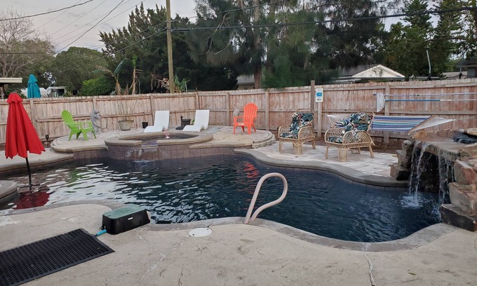 Port Saint John Maison | Serene Oasis: Saltwater Pool Home near KSC and Cocoa Beach"