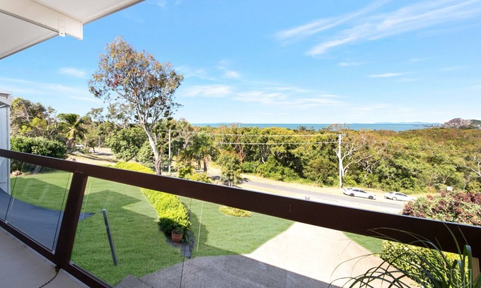 Lammermoor Maison | Serene ocean & harbour views