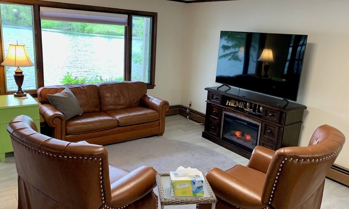 Park Rapids Appartement | Serene river apartment walking distance to downtown and Heartland Trail!