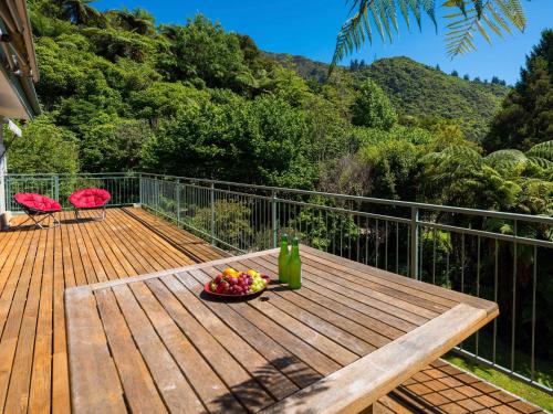 Anakiwa Maison | Serene Sounds - Anakiwa Holiday Home