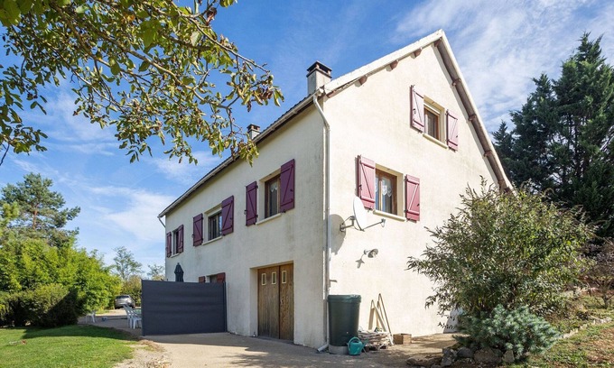 Thedirac Appartement | Séjour serein sur les collines de Thédirac