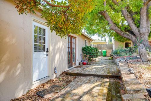 Castro Valley Appartement | Serene Studio in SF Suburbs Quiet and Cat Friendly!