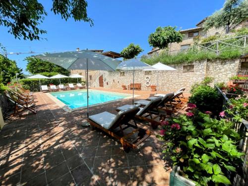 Strettura Maison | Serene Tuscan Retreat with Breathtaking Views
