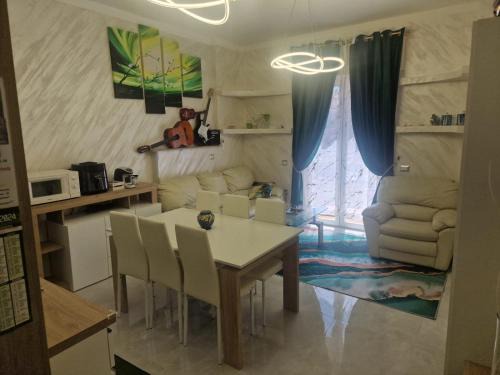 Roccadaspide Appartement | Serenella House