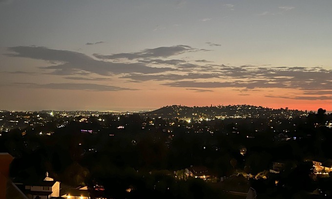 Mount Helix Appartement | Serenity - Amazing Views & Modern Charm, 1 bedrm, 1 bath, 2 beds, kitchen, deck