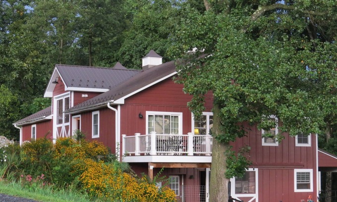 Sperryville Maison | Sérénité et aventure sur la ferme historique Blue Ridge