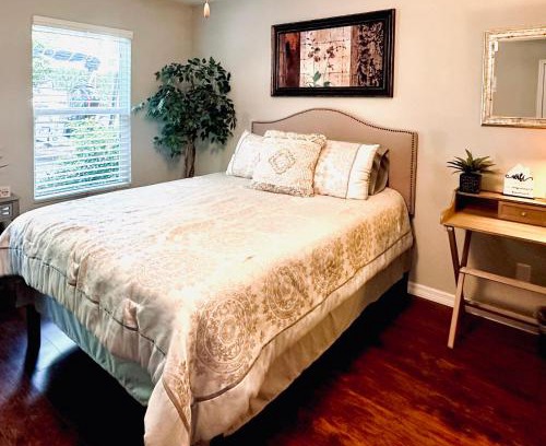 Lutz Maison | Serenity Gardens private guest suite in Historic Lutz