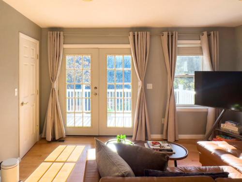 Monroe Appartement | Serenity Haven - A Modern Retreat