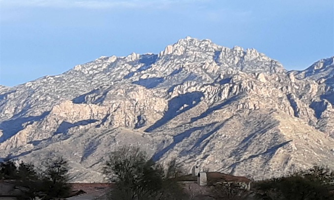 Rancho Vistoso Maison | Serenity in the “Valley of Gold” / Glorious Mountain Views / SUMMER RATES!