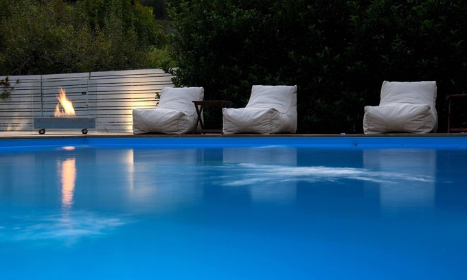 Agia Paraskevi Villa | Serenity Luxury Villa, un joyau caché.