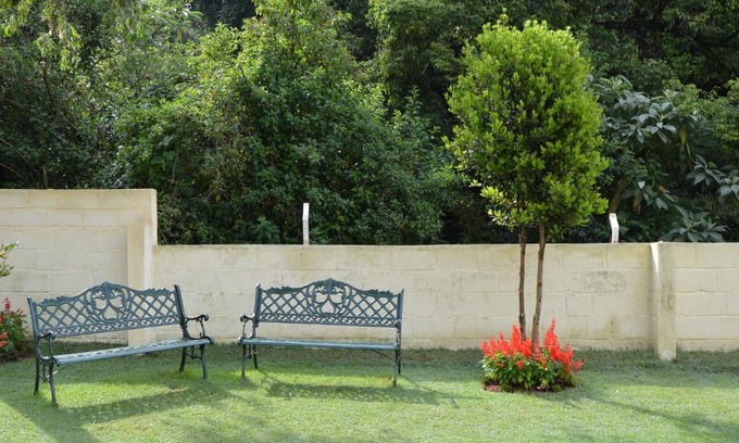 Attadi Maison | Serenity Manor