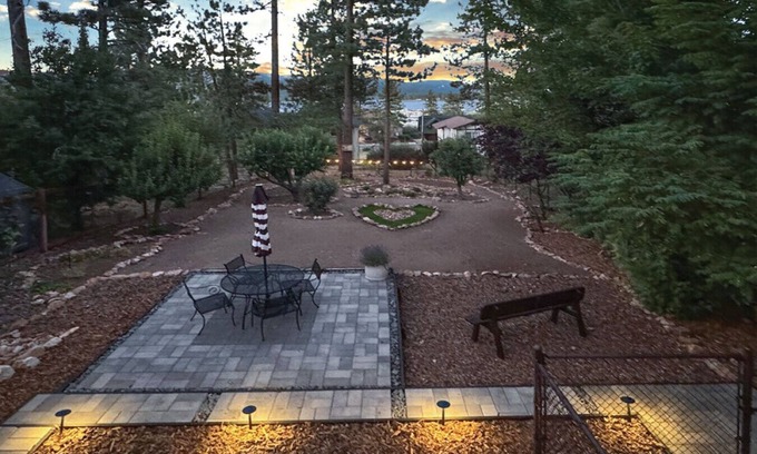 Big Bear Lake Maison | Serenity Nook + Hot Tub + BBQ + A/C + Pets