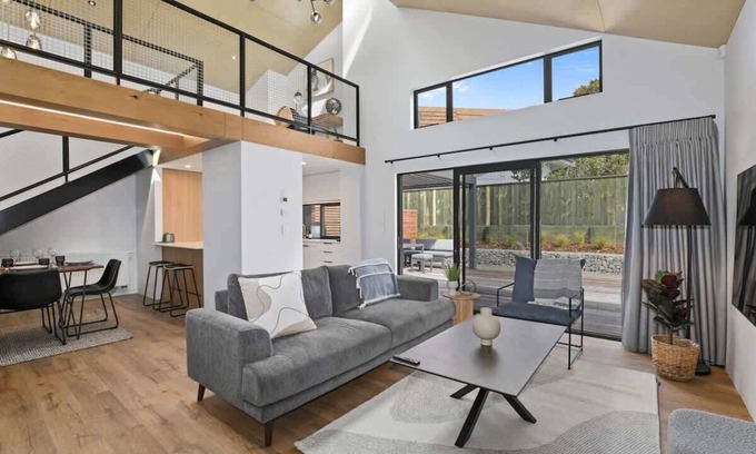 Rotorua Maison | Serenity on Sophia Su