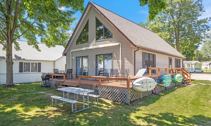 Shelbyville Maison | Serenity Shores - Lakeside/Dock/Boat Rentals