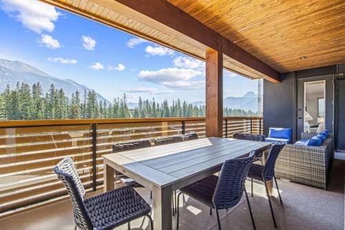 Canmore Maison | Serenity Villa at Tamarack