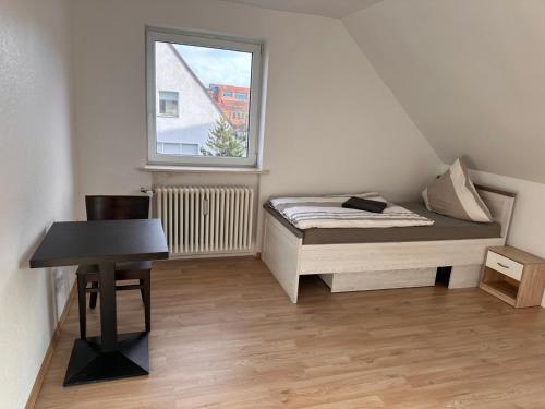 Wolfsburg Appartement | SES12a 2-OG 3Zimmer Möbilierte Wohnung in Wolfsburgs Zentrum