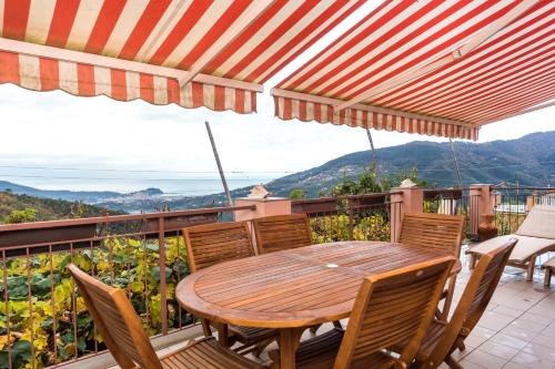 Vignolo Appartement | SESTRI Villa Vignolo with POOL