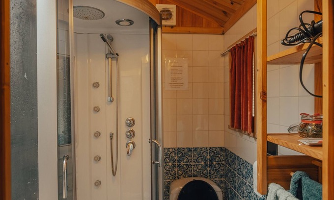 Sevry Maison | Set in a full green environment with large garden, treehouse and 70a of woodland