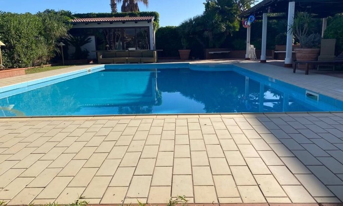 Isola delle Femmine Lit Et Petit-Déjeuner | Seven Palms: B&B room near the beach with private pool - Adults Only