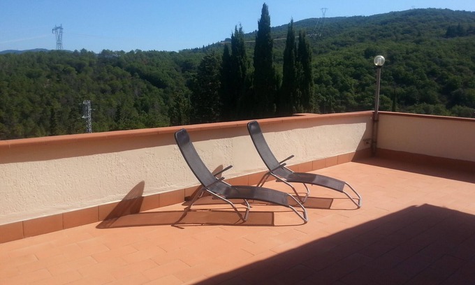 Chiocchio Appartement | Sezzate40 - Vue de dessus sur les collines du Chianti