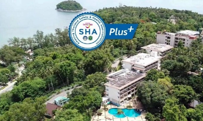 Kata Station Balnéaire | Chambre double Deluxe confortable près de la plage (D7)