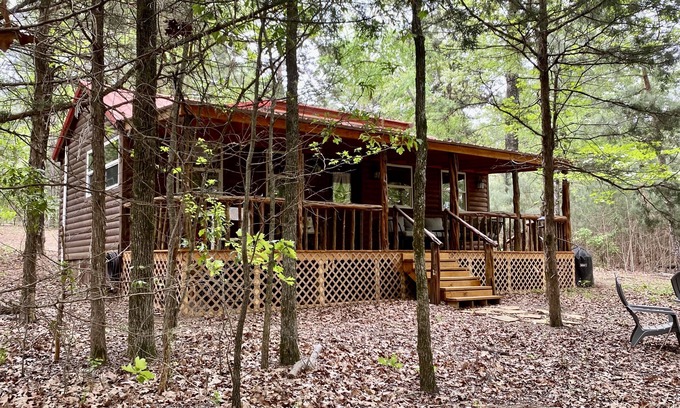 Quitman Cabine | SHADY CEDAR LOG CABIN: Spiritual Retreat & Country Resort for Rest & Restoration