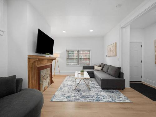 Shadyside Appartement | Shadyside, Central !1 Spacious & Modern 1 Bedroom with Parking