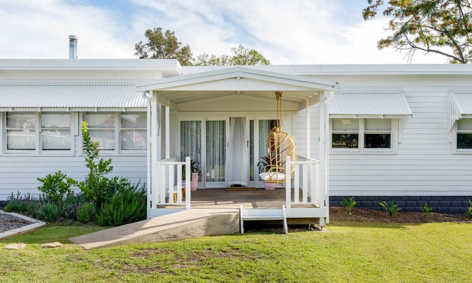 Aberdare Maison | Shalimahs Secret-Beautifully Designed Luxe Cottage *10min to HV Gardens