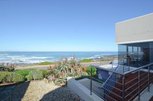 Yzerfontein Maison | Shalva