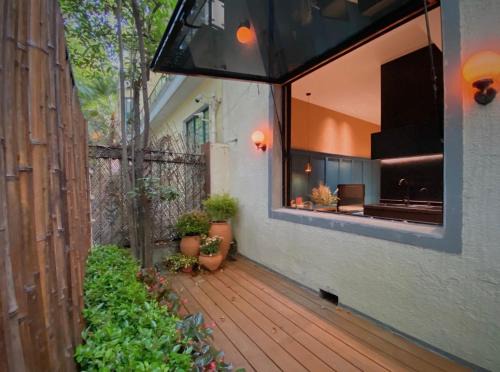 Xujiahui Appartement | Shanghai Hills & Gefii Hengshan Road close to Hengshan rd bar street and subway line1