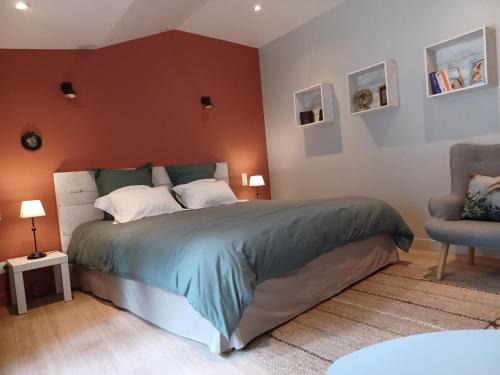 La Tour-Sur-Orb Lit Et Petit-Déjeuner | Shanti Home